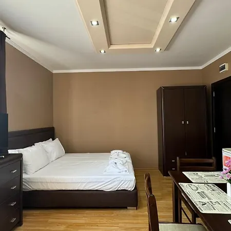 Bratanov Bahami Apartament